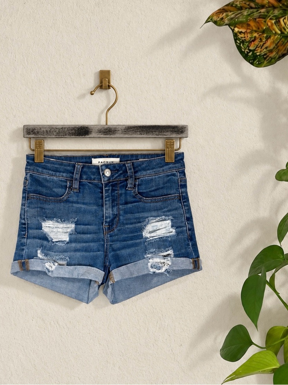 PacSun Y2K Super Stretch Shortie Distressed Denim Shorts Size 24